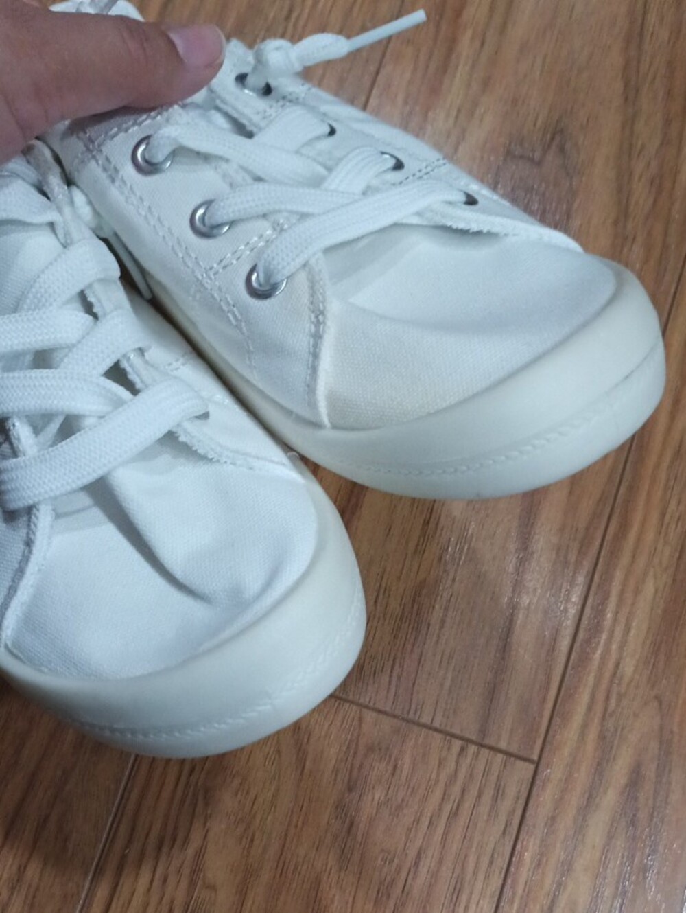 Casual Women's White Lace-Up Canvas Sneakers - Picture 2 of 8